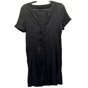 Cupshe Black Dress, Size Small, PTP 18”, L 32”, pair with a gold or silver belt!